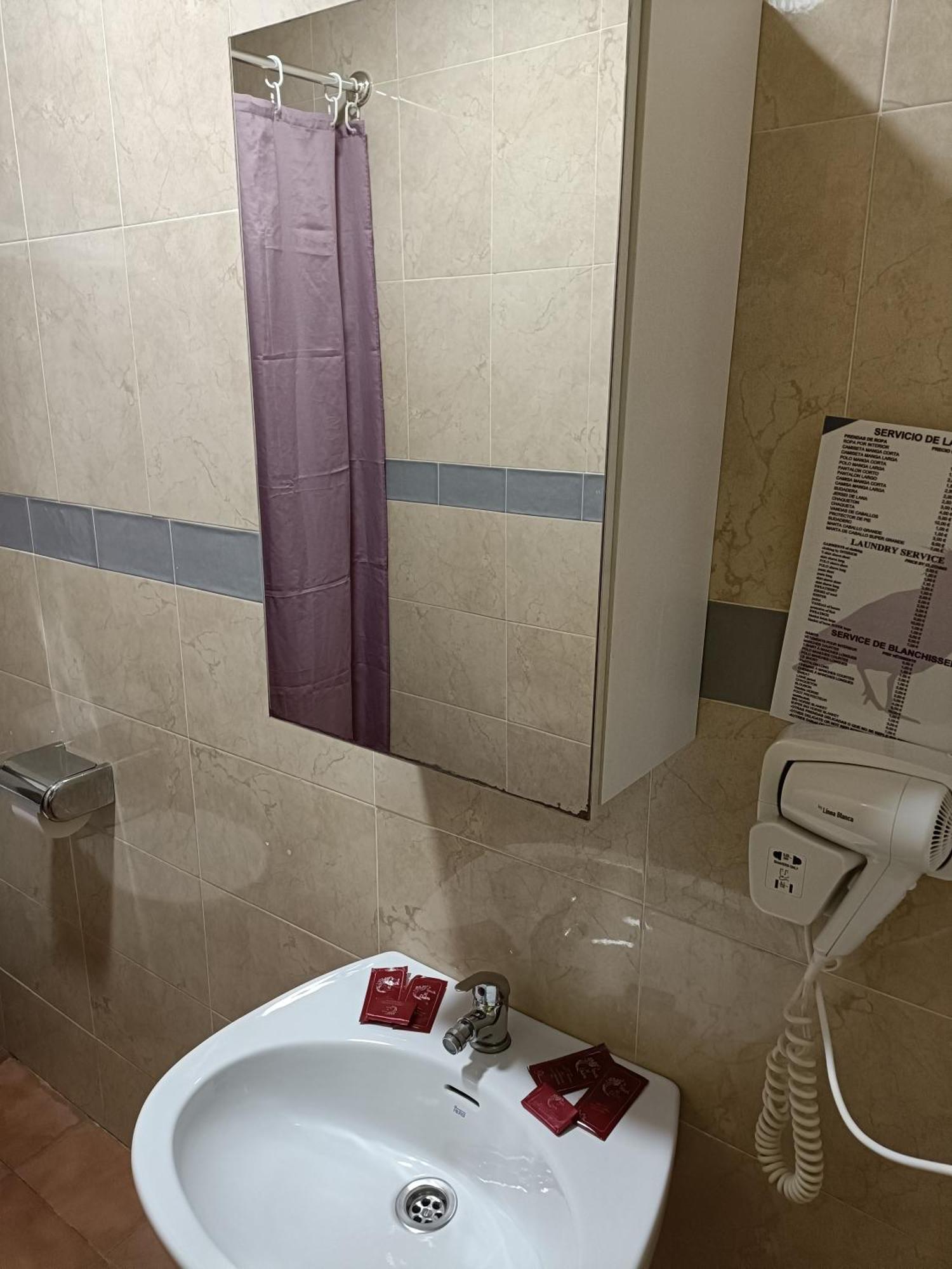 Hostal Batato 베예데라프론테라 외부 사진